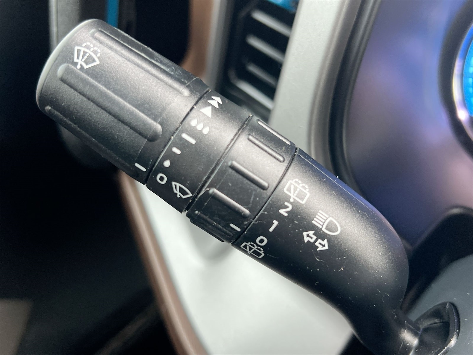 Thumbnail: 2023 Ford Bronco - 25