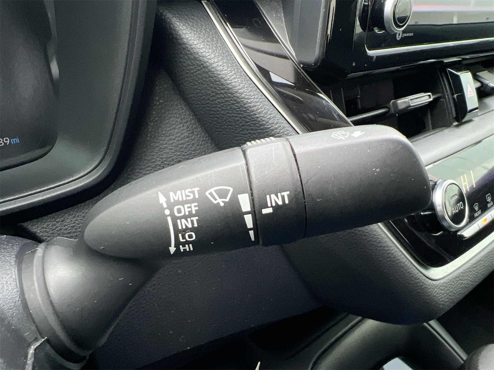 Thumbnail: 2022 Toyota Corolla - 25