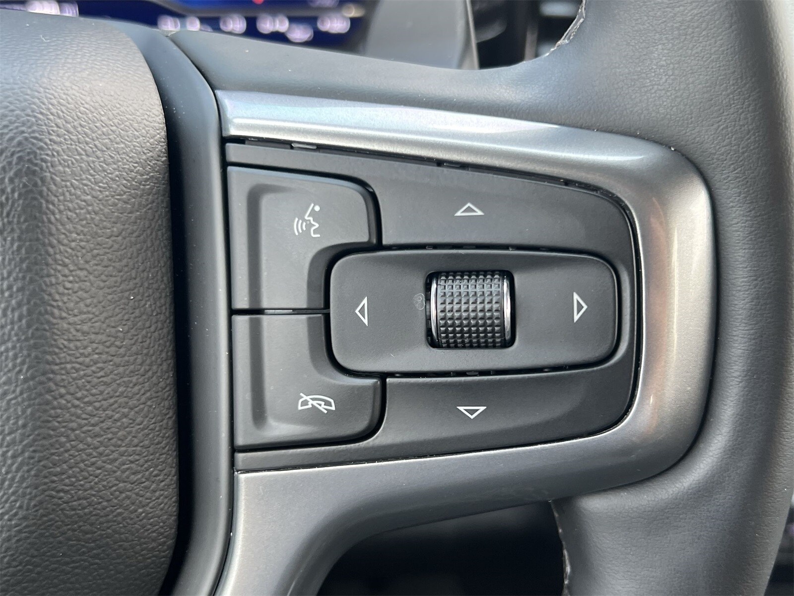 Thumbnail: 2025 Chevrolet Silverado 1500 - 25