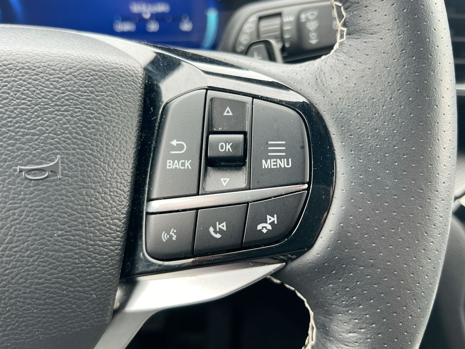 Thumbnail: 2024 Ford Explorer - 24