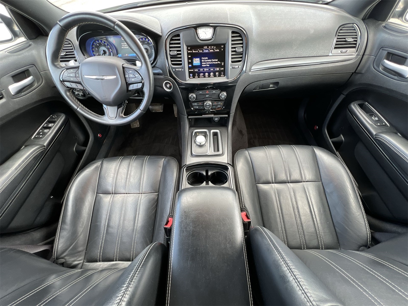 Thumbnail: 2016 Chrysler 300 - 16