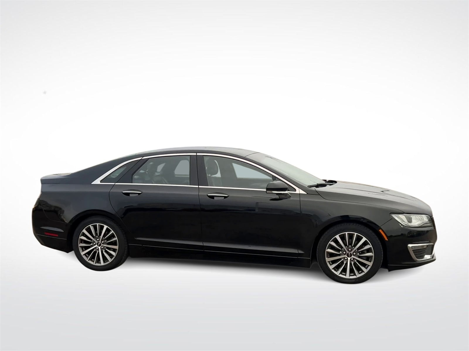 Thumbnail: 2018 Lincoln MKZ - 2