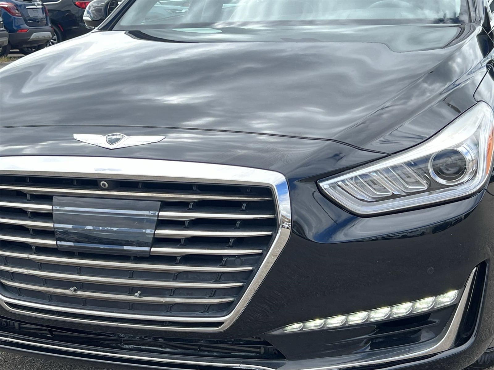 Thumbnail: 2017 Genesis G90 - 11