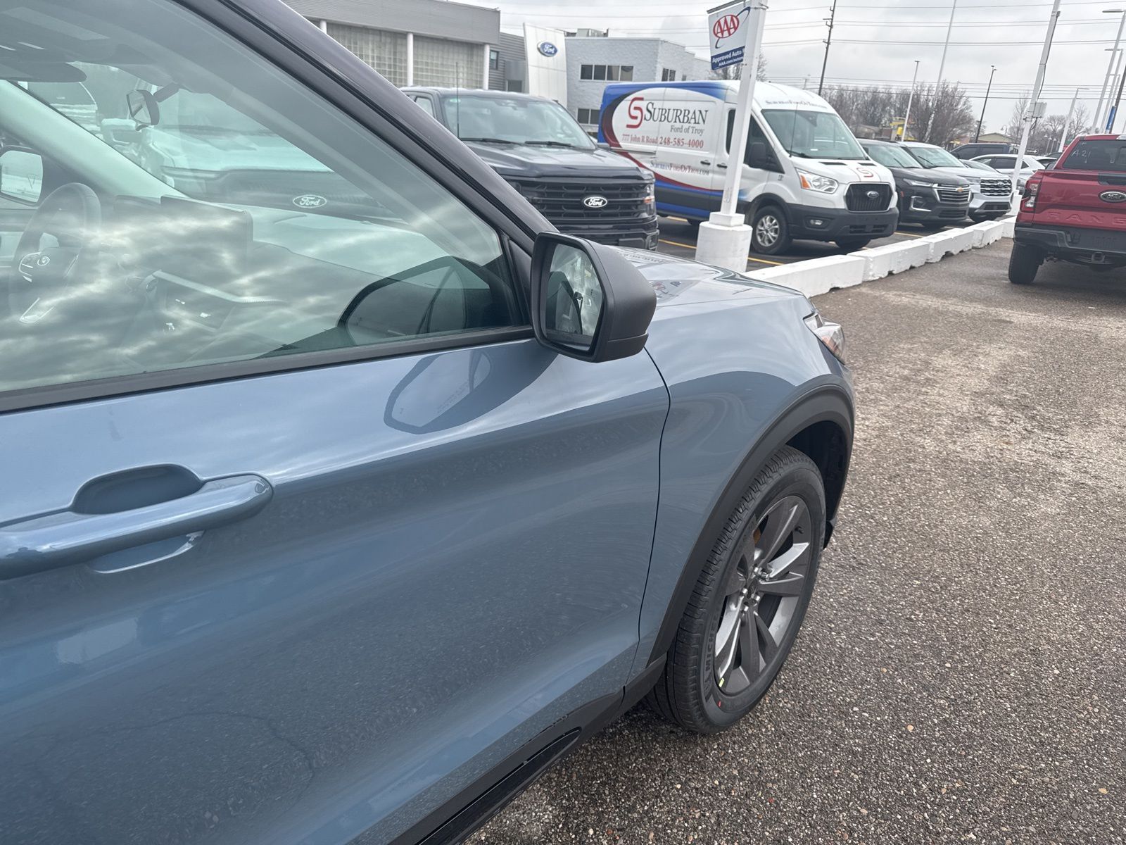 Thumbnail: 2026 Ford Explorer - 18