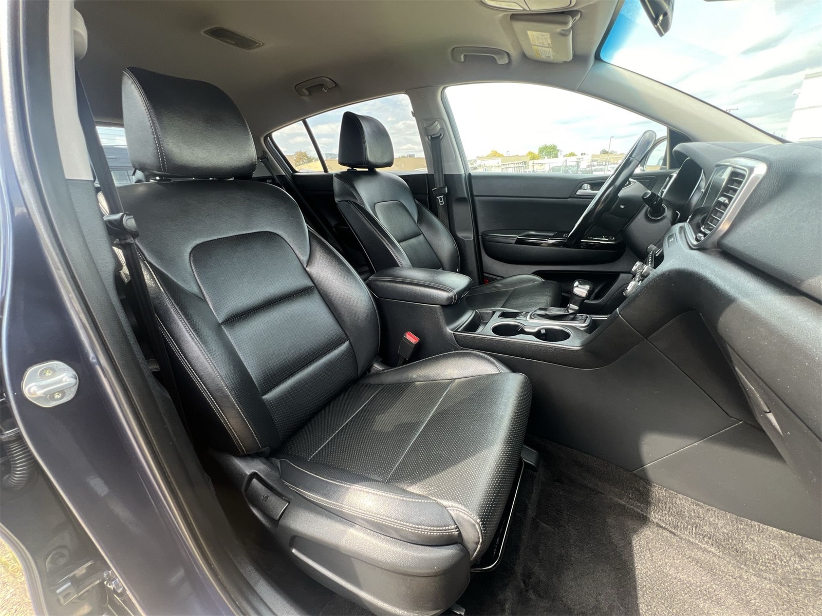 Thumbnail: 2021 Kia Sportage - 22