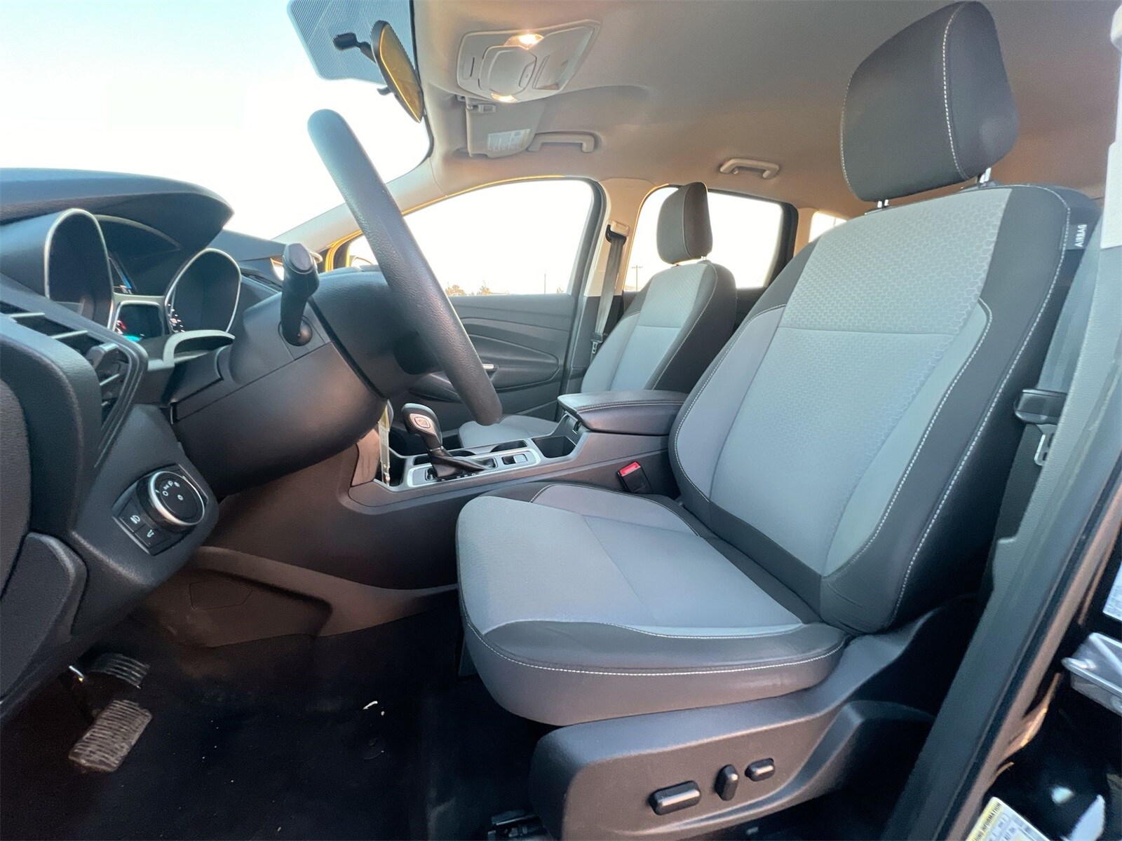 Thumbnail: 2018 Ford Escape - 16