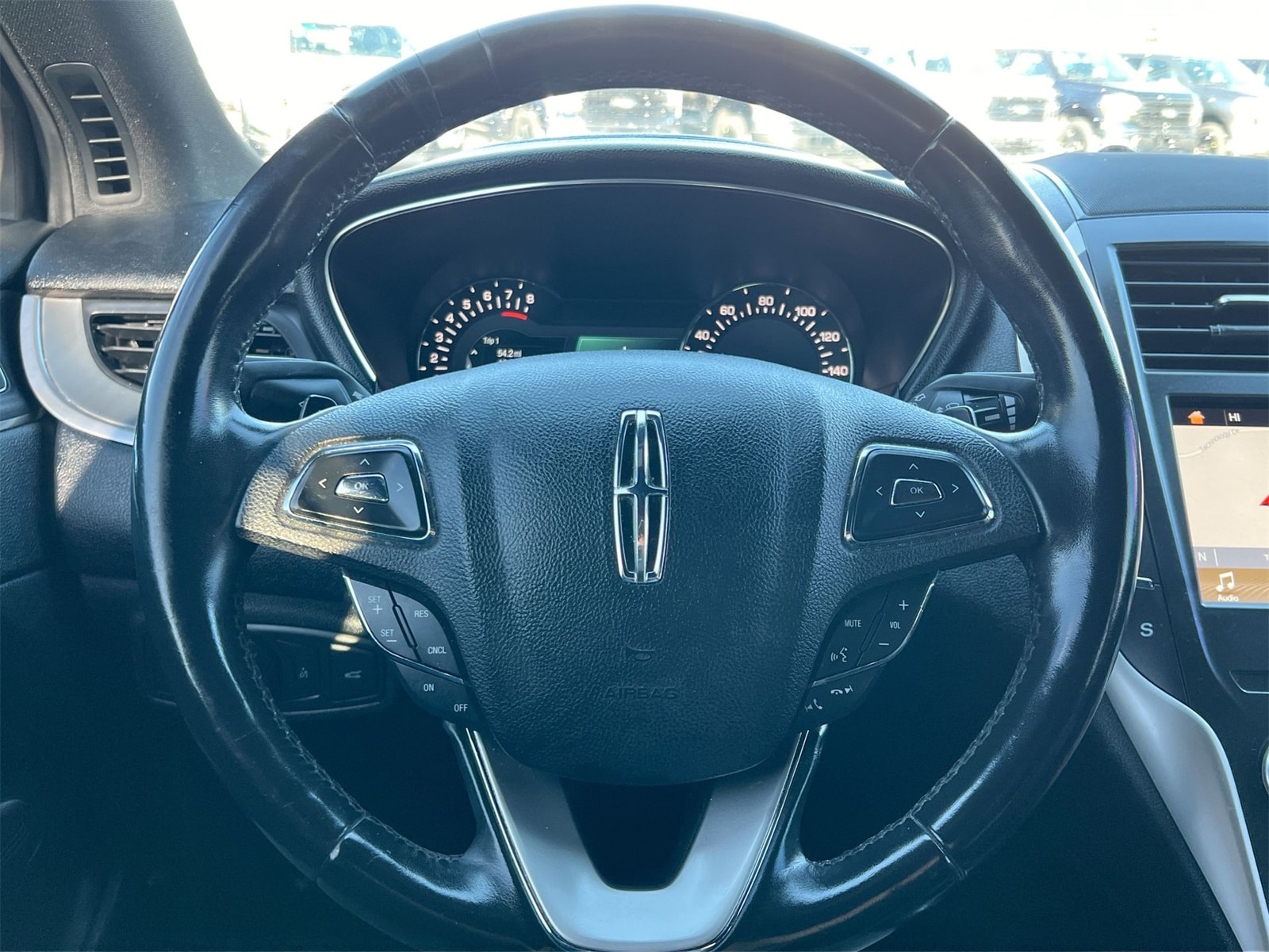 Thumbnail: 2018 Lincoln MKC - 22