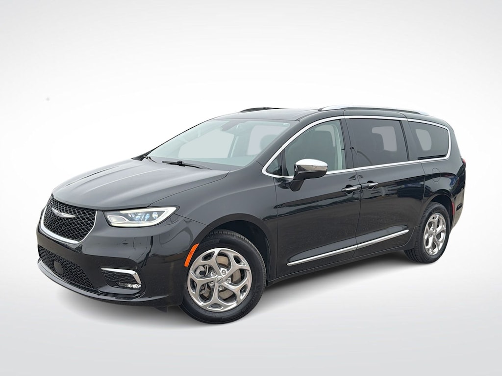 Used 2021 Chrysler Pacifica Limited Minivan/Van