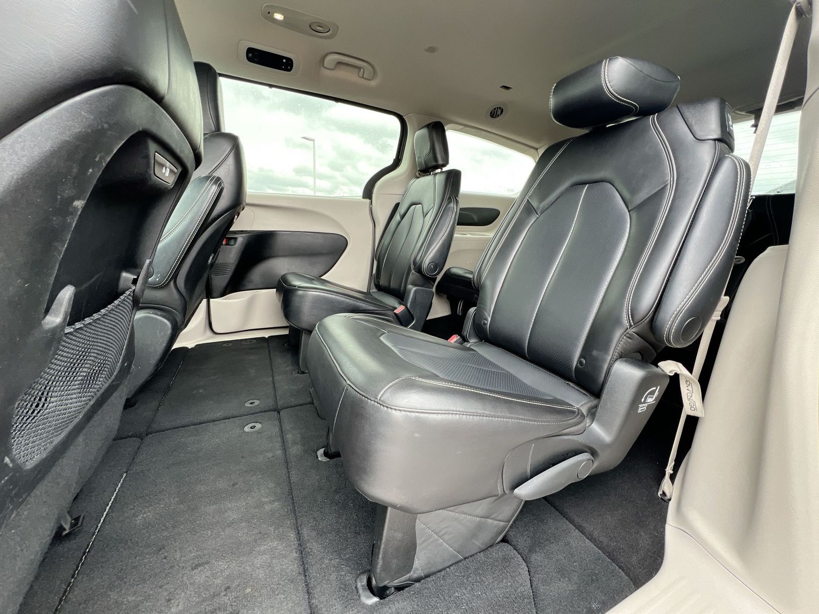 Thumbnail: 2023 Chrysler Pacifica - 19