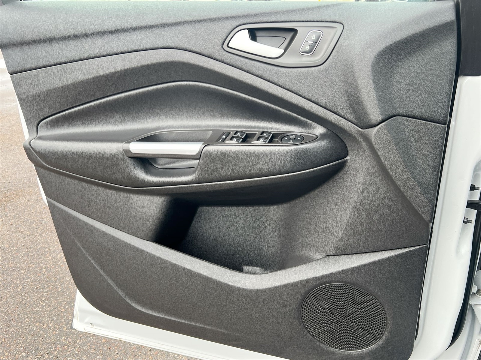 Thumbnail: 2019 Ford Escape - 30