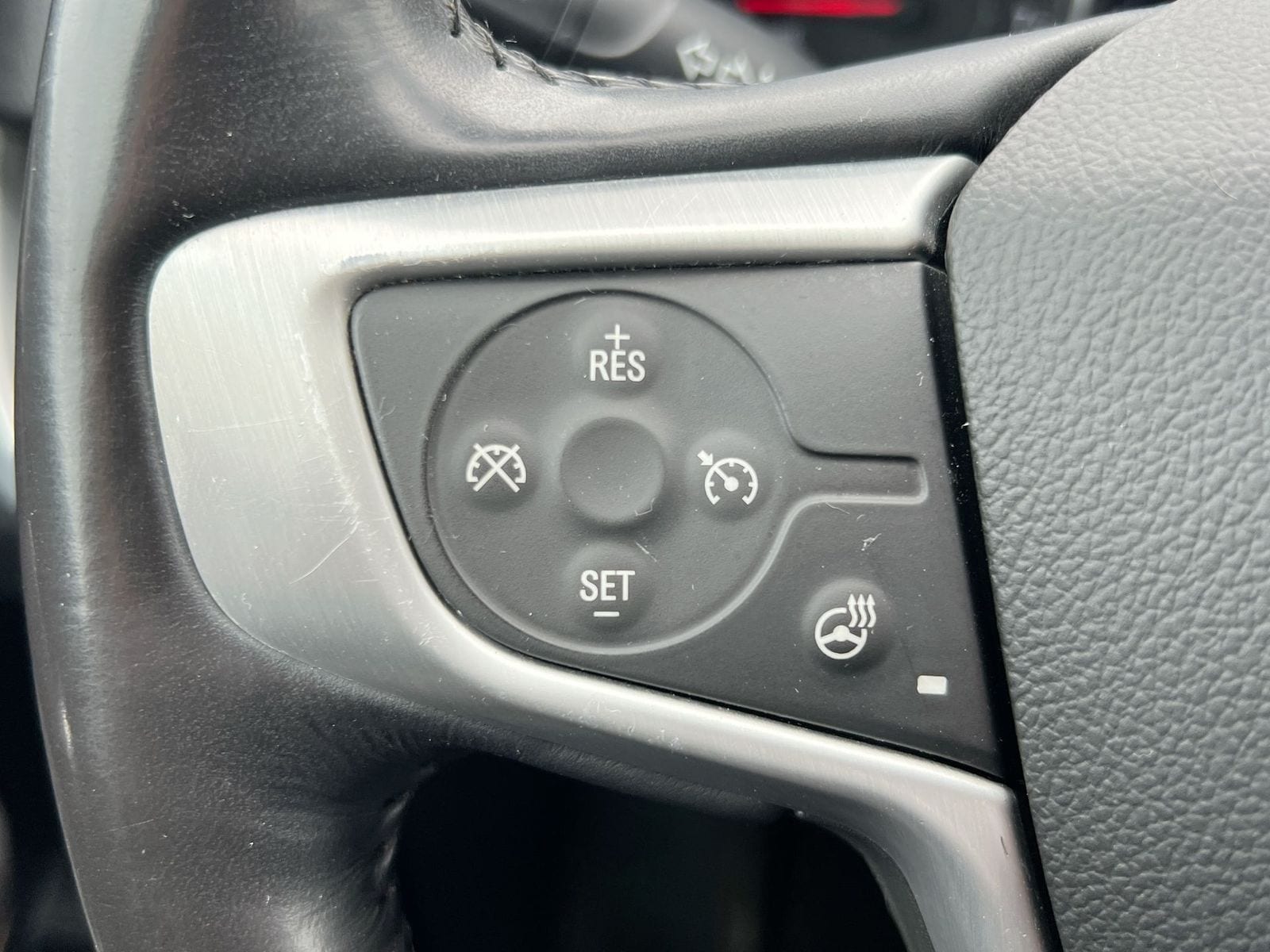 Thumbnail: 2018 GMC Terrain - 23