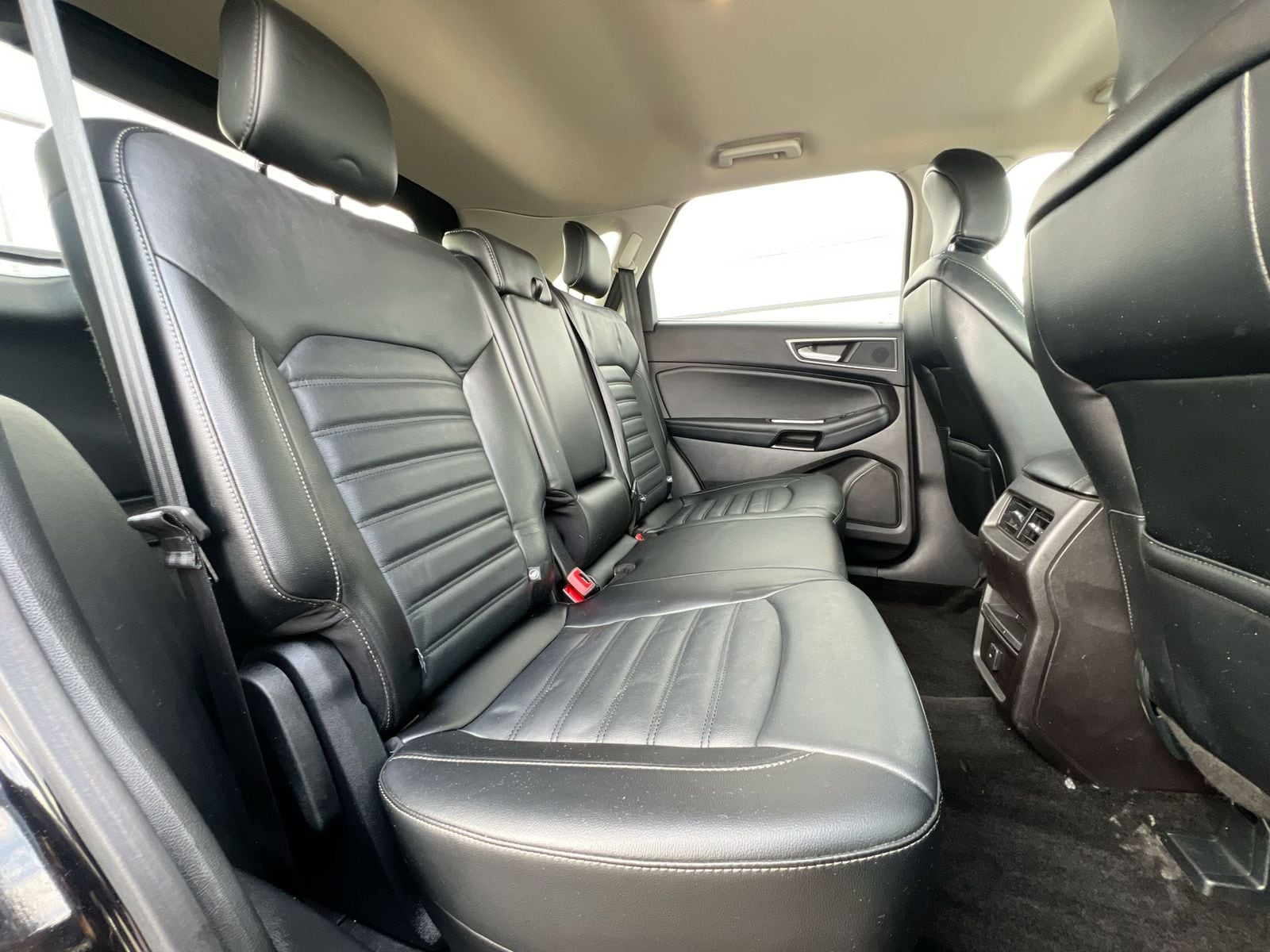 Thumbnail: 2017 Ford Edge - 20