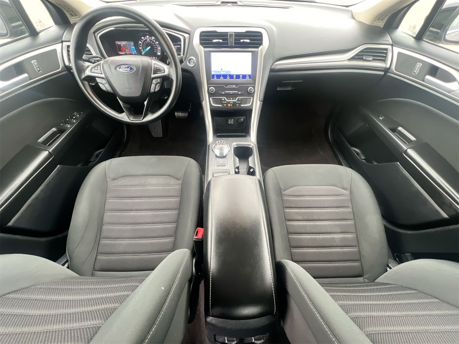 Thumbnail: 2020 Ford Fusion - 15