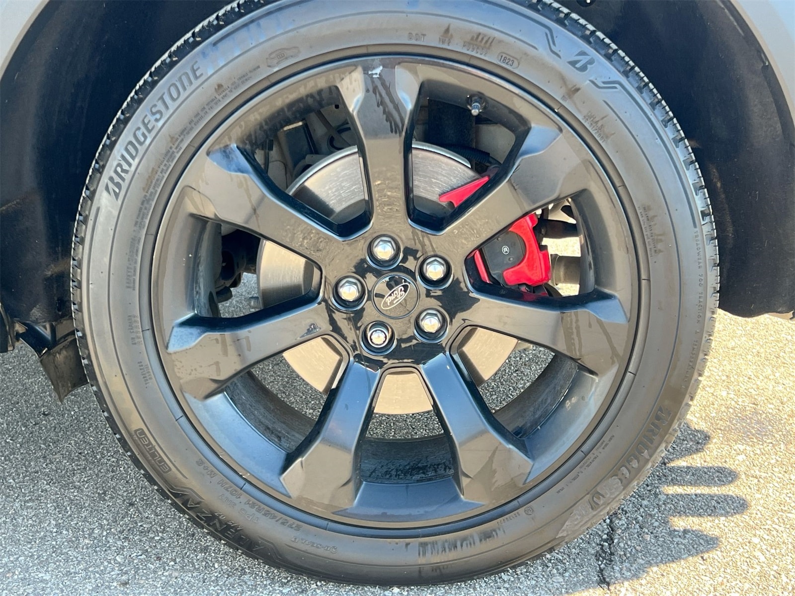 Thumbnail: 2023 Ford Explorer - 14