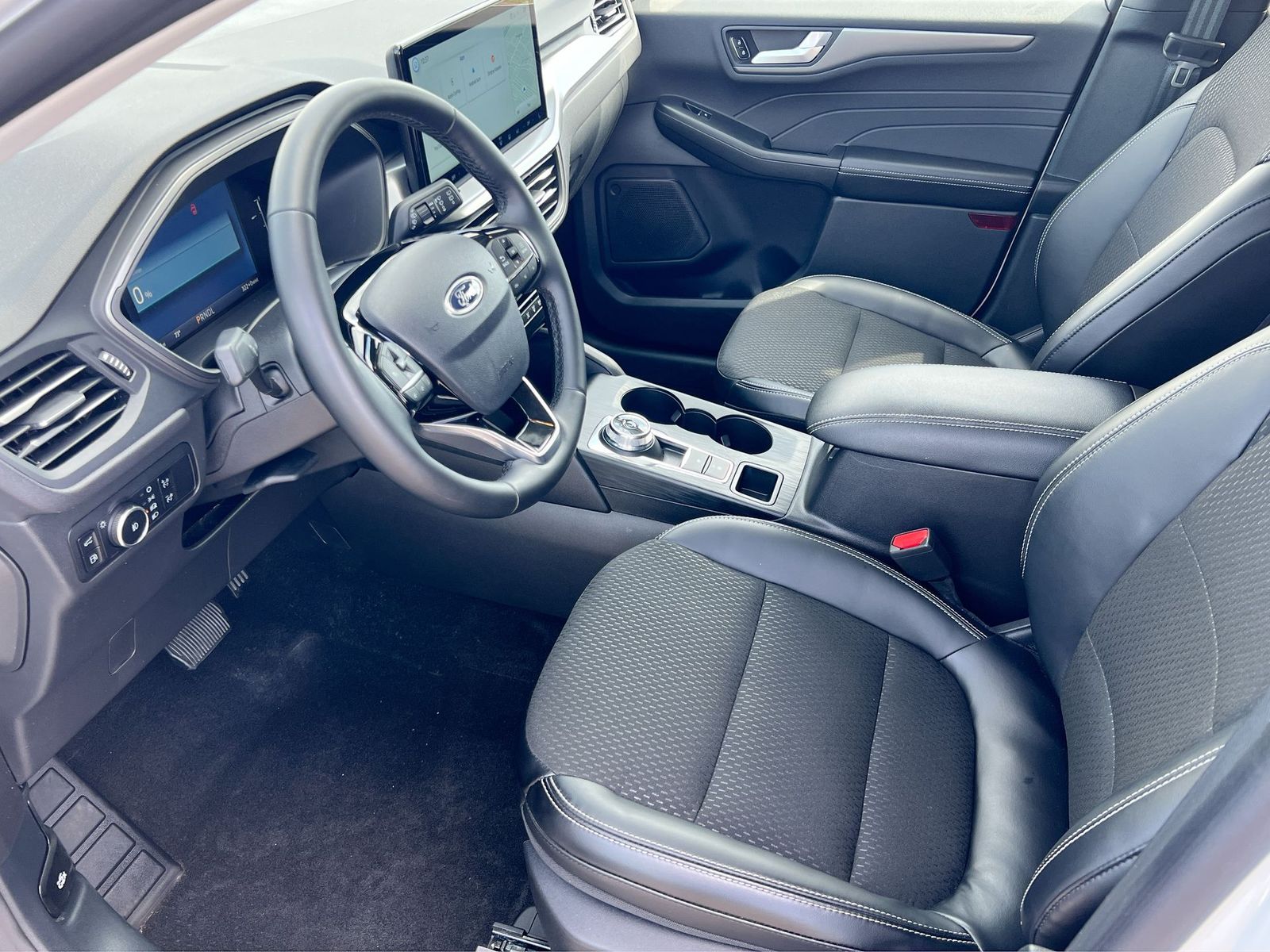 Thumbnail: 2025 Ford Escape - 10