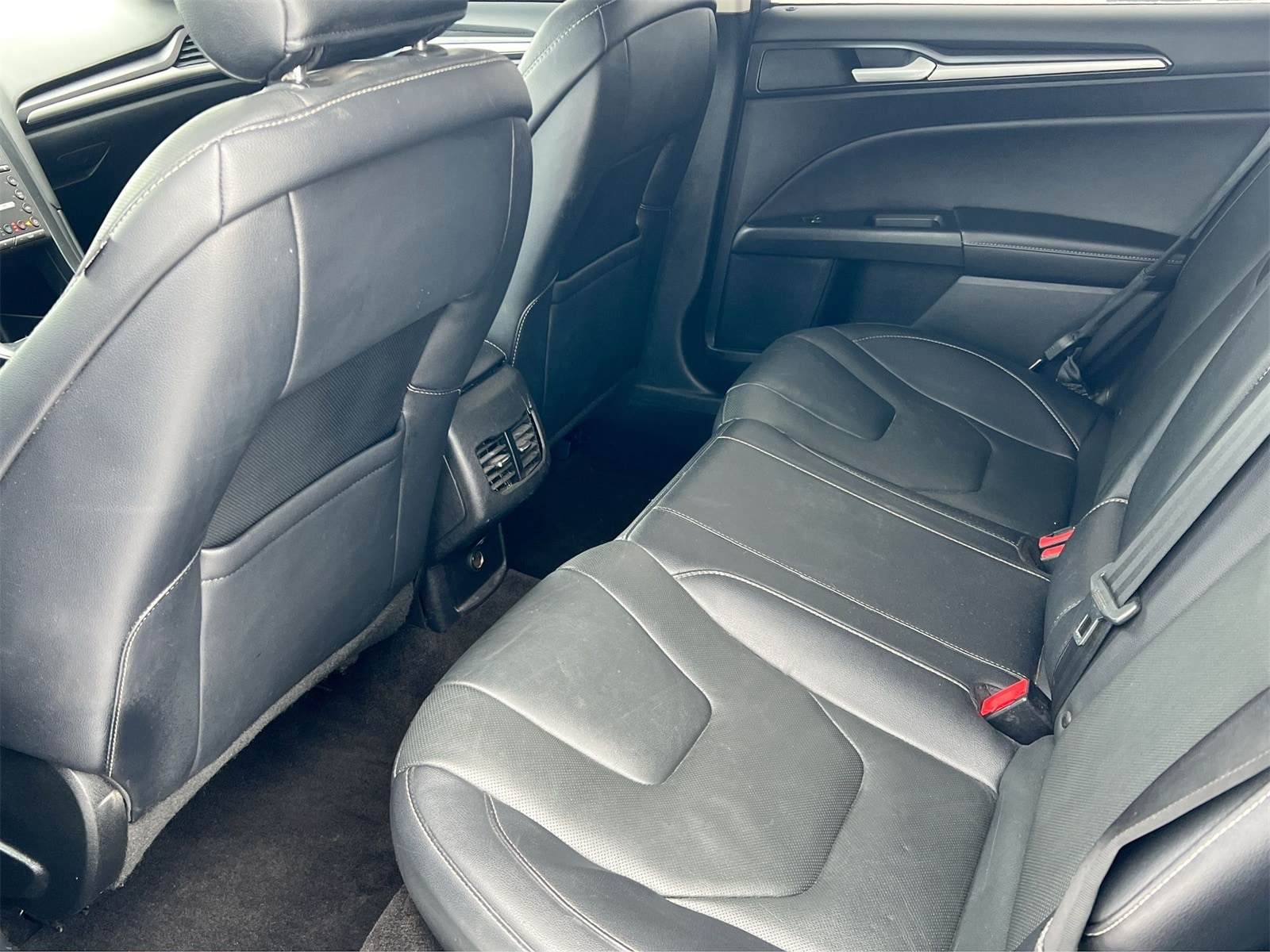 Thumbnail: 2019 Ford Fusion - 18