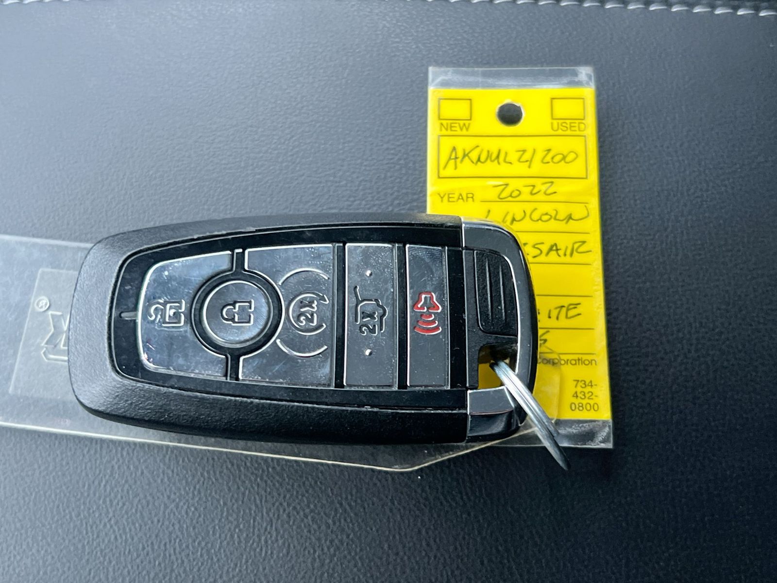 Thumbnail: 2022 Lincoln Corsair - 35