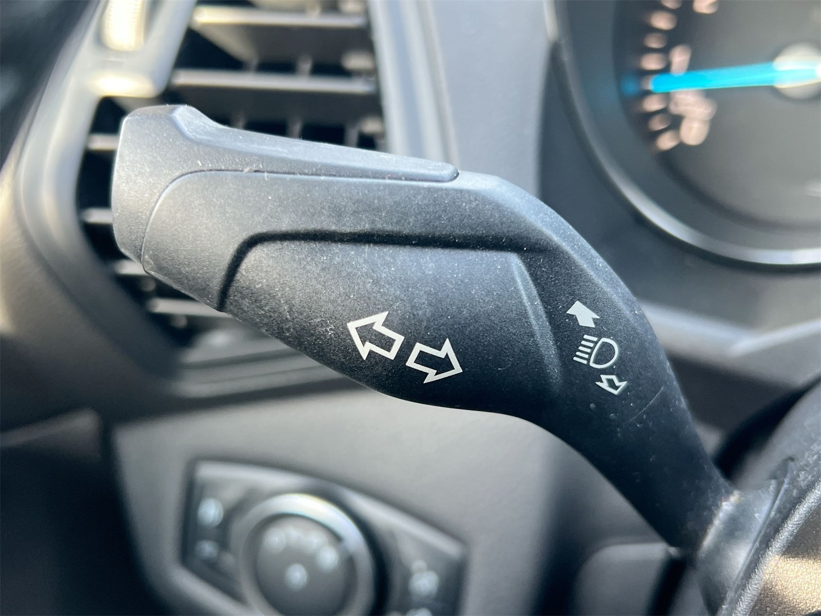 Thumbnail: 2019 Ford Escape - 26