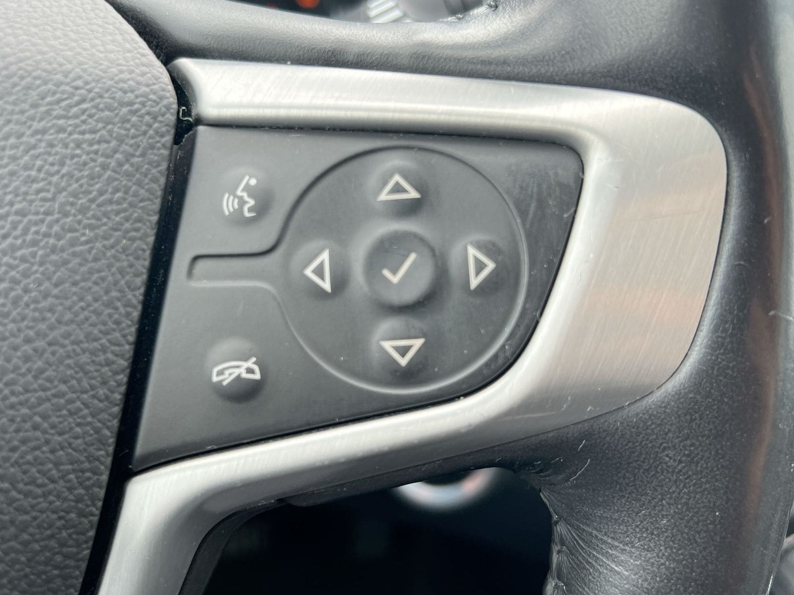 Thumbnail: 2018 GMC Terrain - 24