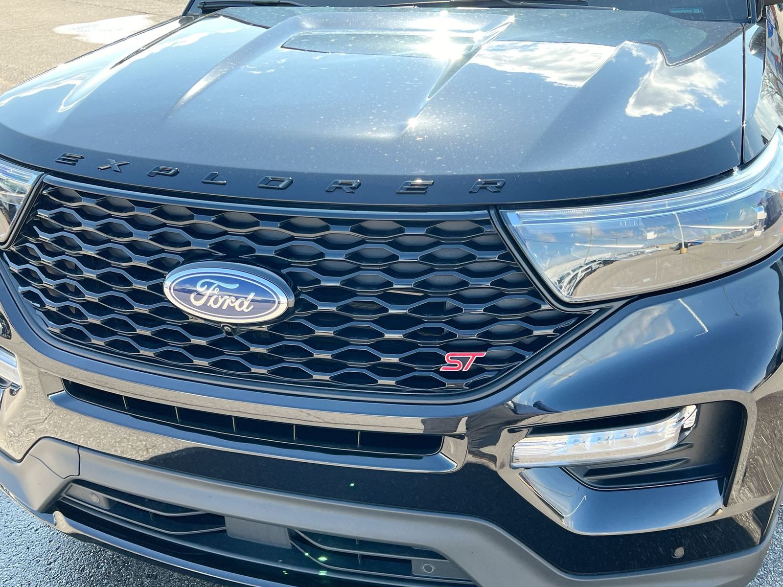 Thumbnail: 2023 Ford Explorer - 11