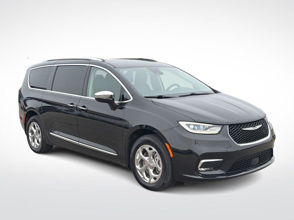Used 2021 Chrysler Pacifica Limited Minivan/Van