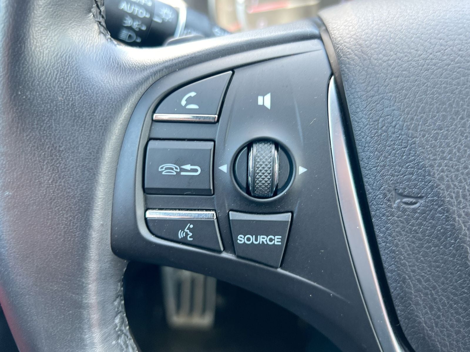 Thumbnail: 2020 Acura TLX - 23