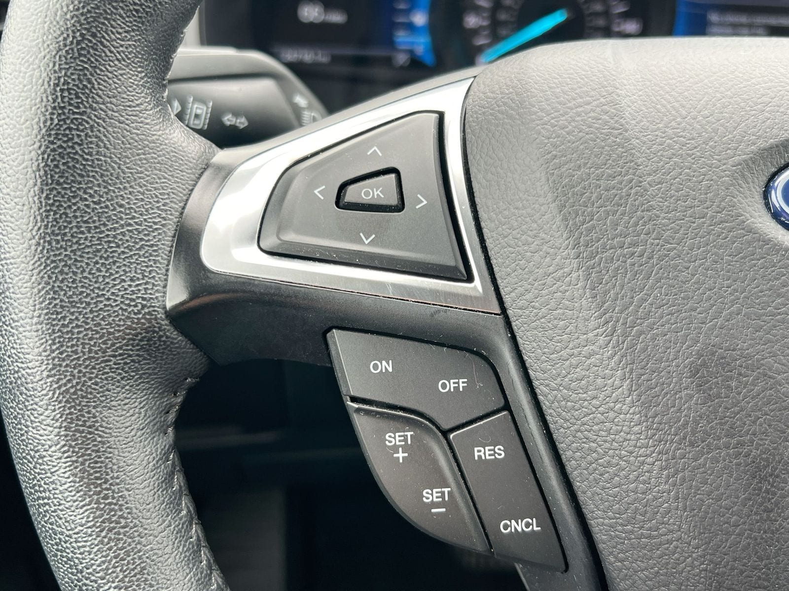 Thumbnail: 2024 Ford Edge - 23