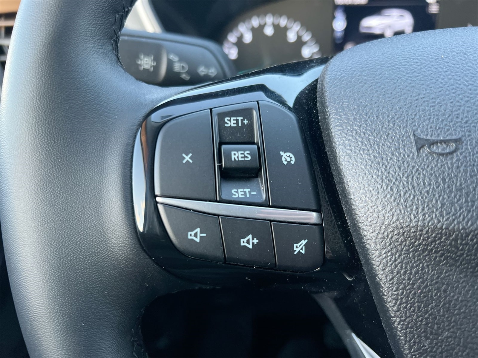 Thumbnail: 2022 Ford Escape - 23