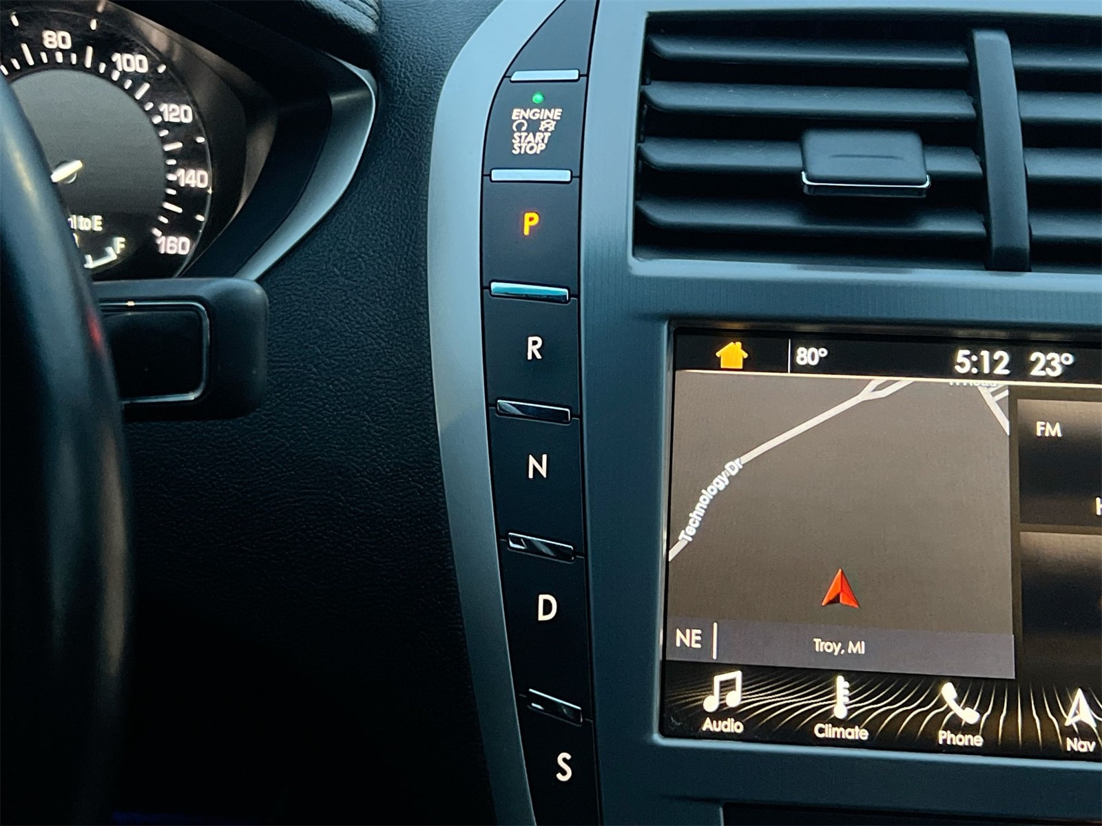 Thumbnail: 2018 Lincoln MKZ - 32