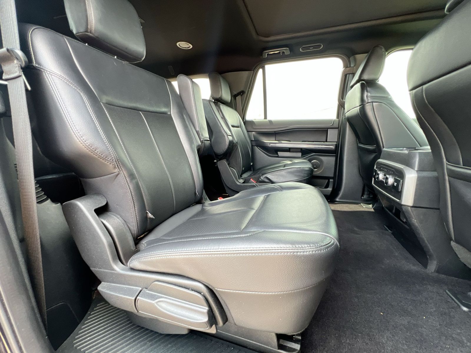 Thumbnail: 2021 Ford Expedition MAX - 20