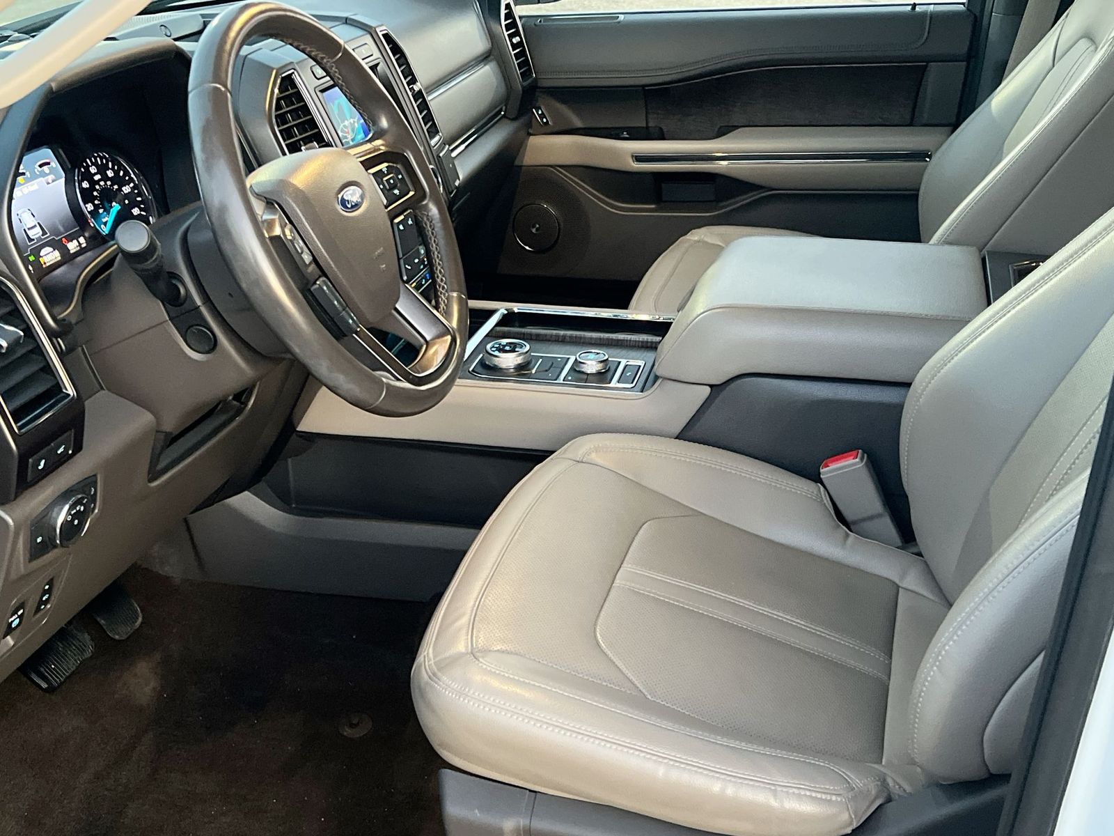 Thumbnail: 2021 Ford Expedition - 10