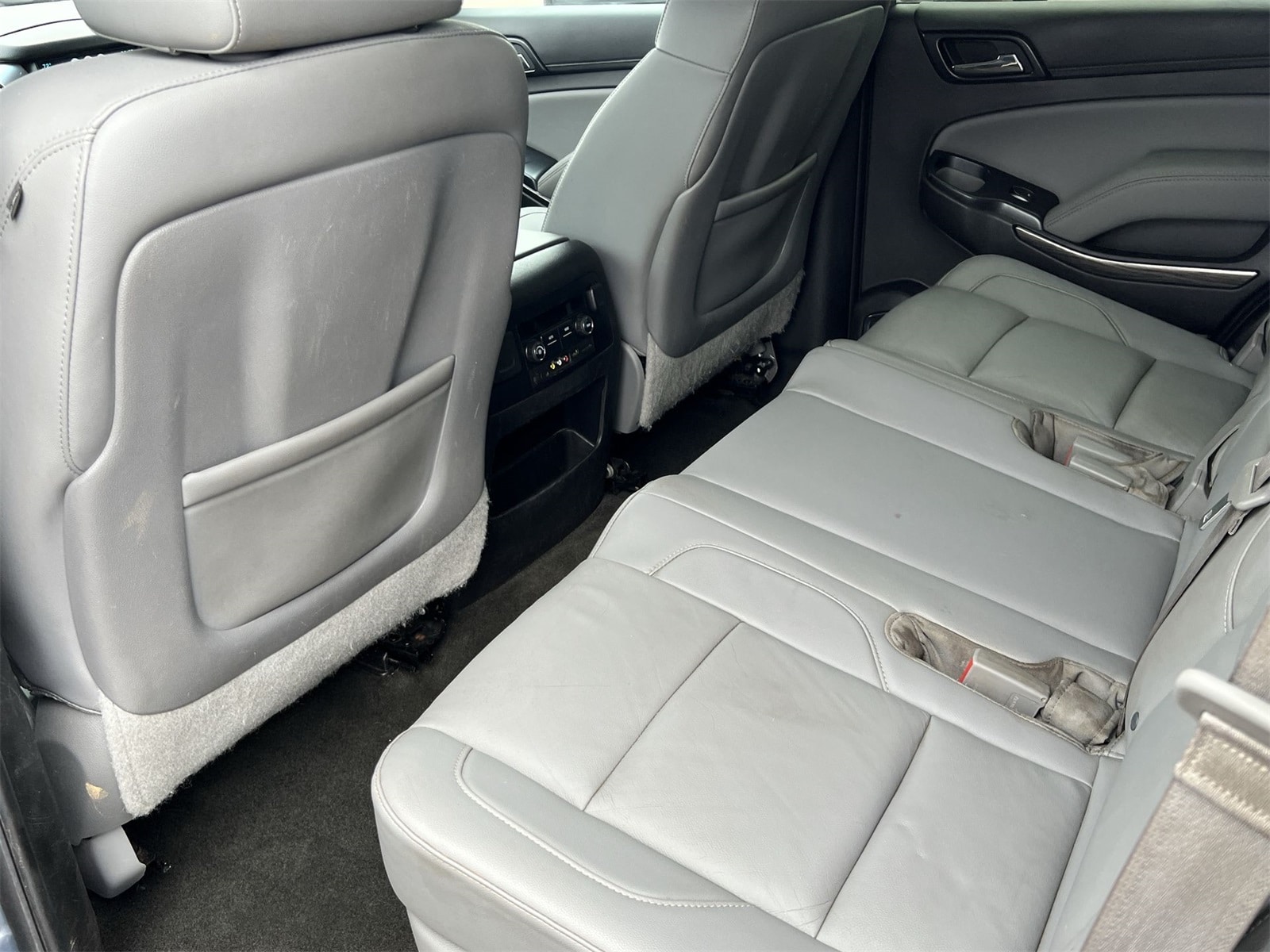 Thumbnail: 2015 Chevrolet Tahoe - 19