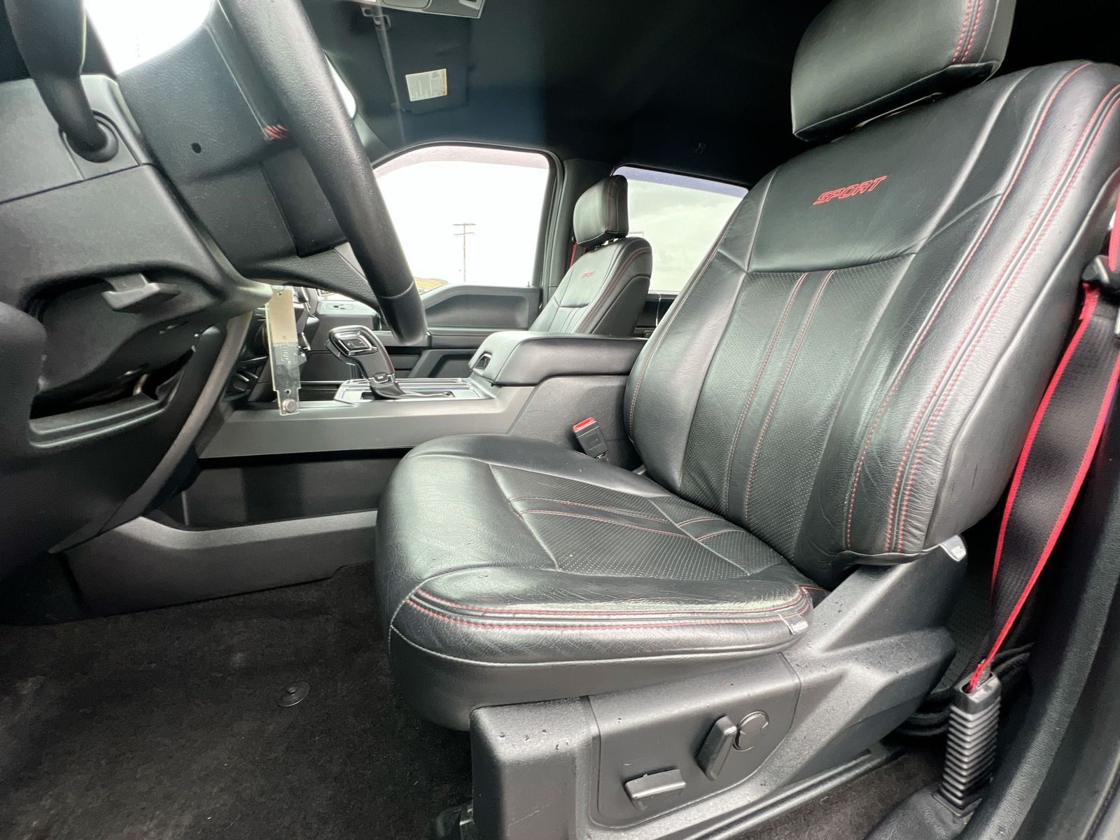 Thumbnail: 2019 Ford F-150 - 16