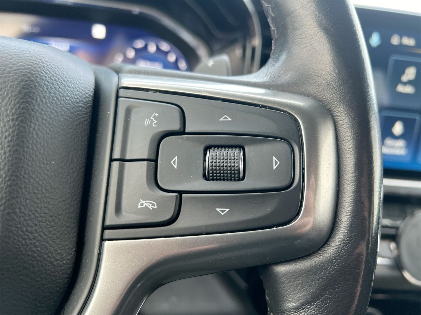 Thumbnail: 2022 Chevrolet Silverado 1500 - 24