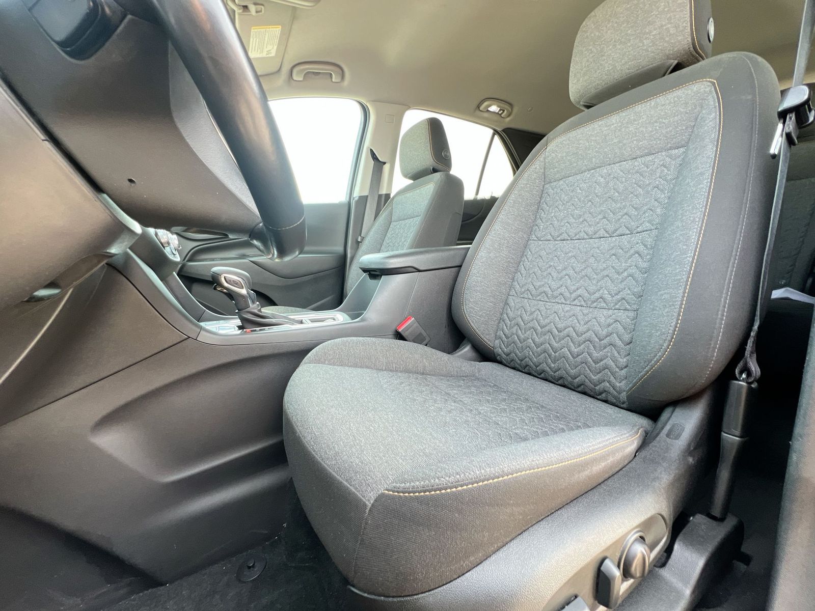 Thumbnail: 2022 Chevrolet Equinox - 16