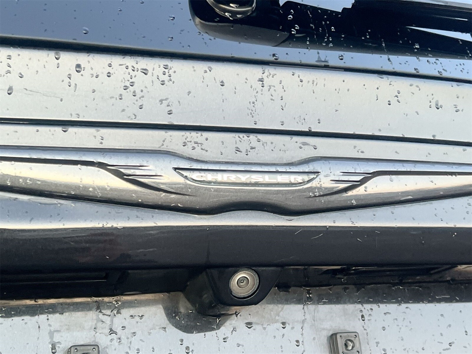 Thumbnail: 2018 Chrysler Pacifica - 12