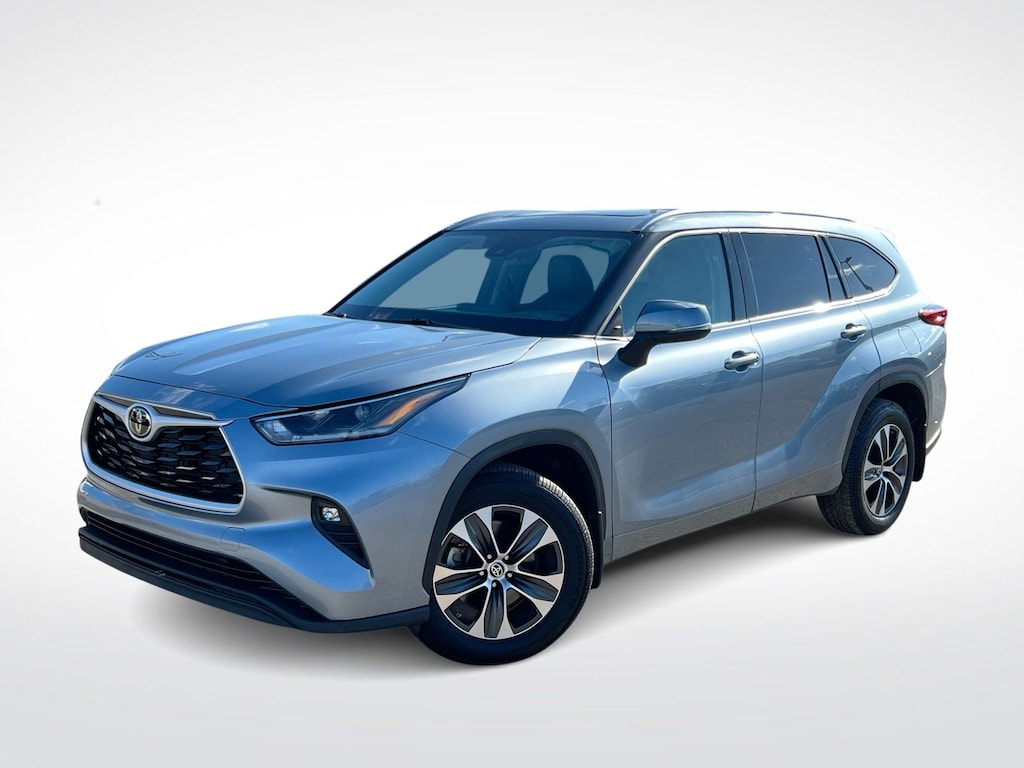 Used 2021 Toyota Highlander XLE SUV