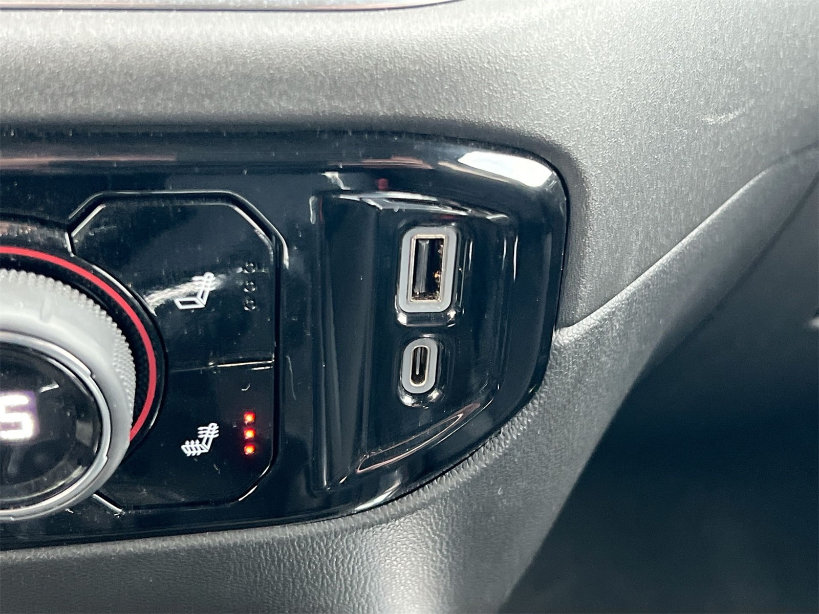 Thumbnail: 2022 Chevrolet Silverado 1500 - 30