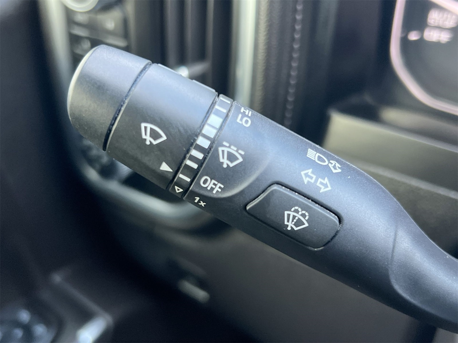 Thumbnail: 2020 GMC Sierra 1500 - 25