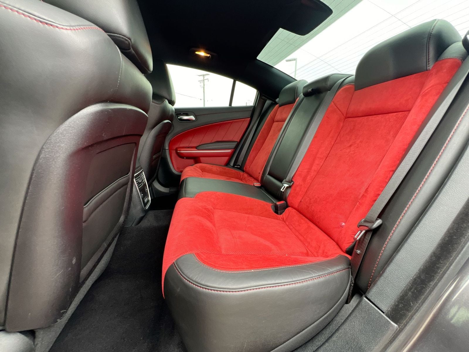 Thumbnail: 2020 Dodge Charger - 19