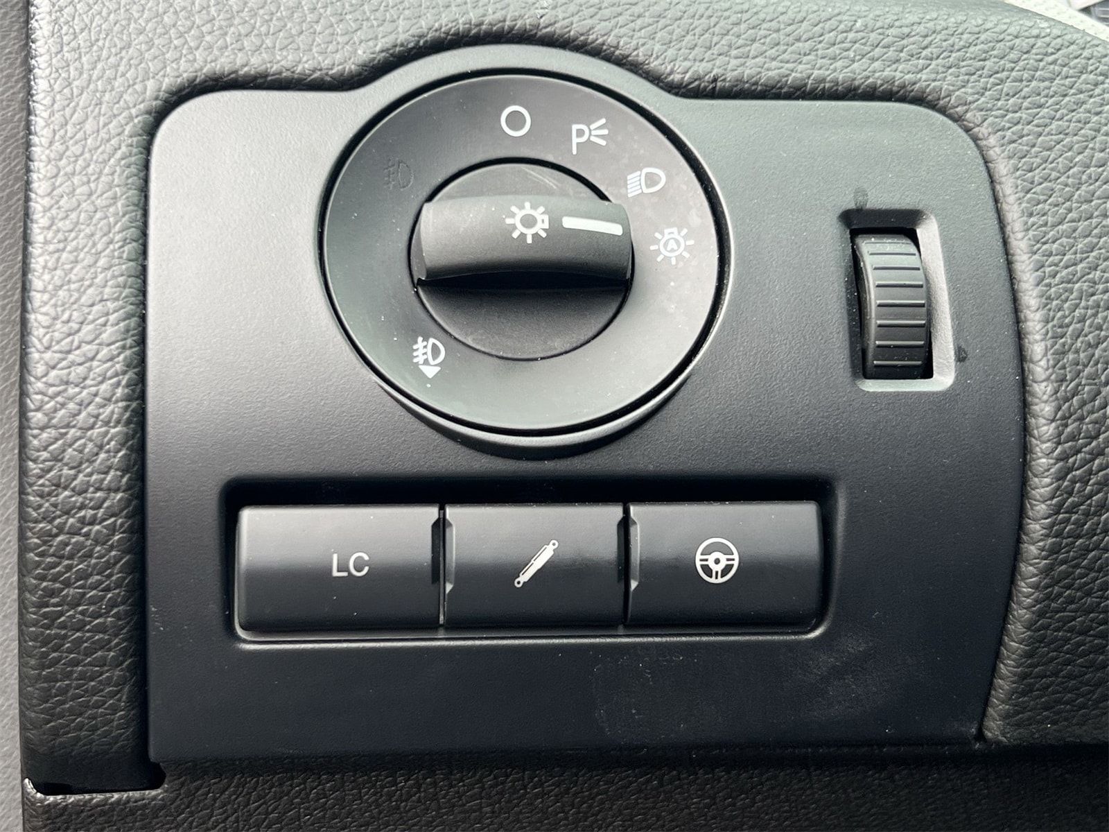 Thumbnail: 2014 Ford Mustang - 19