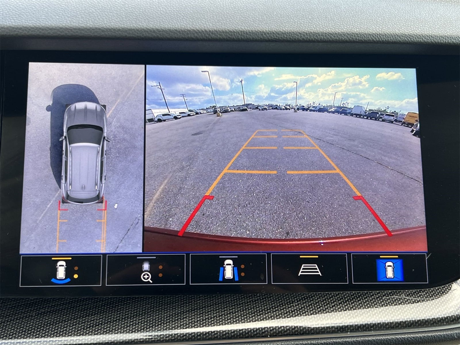 Thumbnail: 2021 Buick Envision - 29