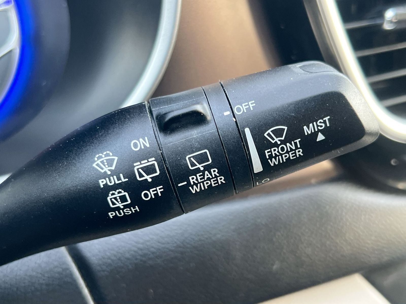 Thumbnail: 2019 Chrysler Pacifica - 26