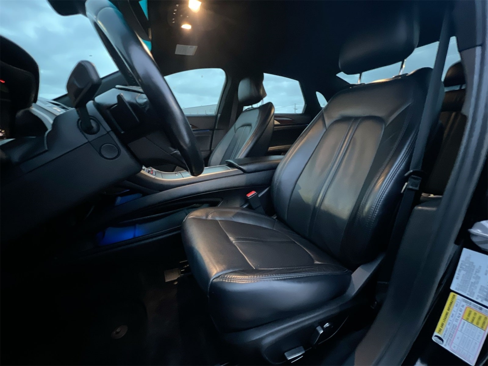 Thumbnail: 2018 Lincoln MKZ - 16