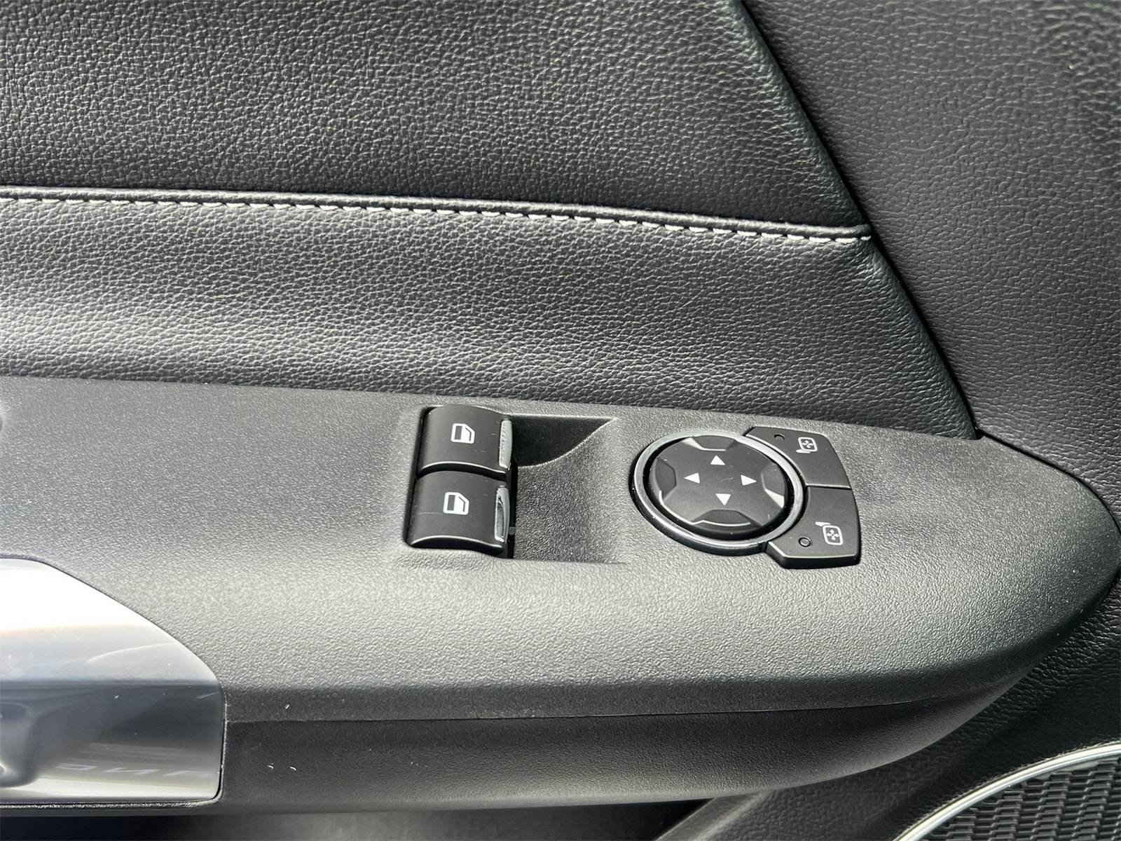 Thumbnail: 2018 Ford Mustang - 18