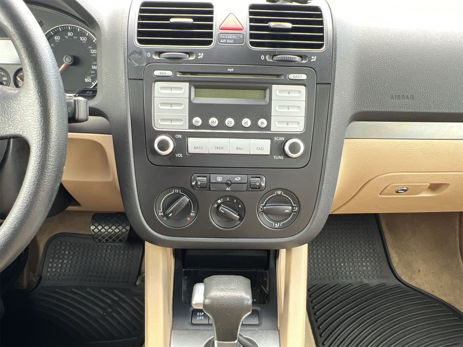 Thumbnail: 2007 Volkswagen Jetta - 24