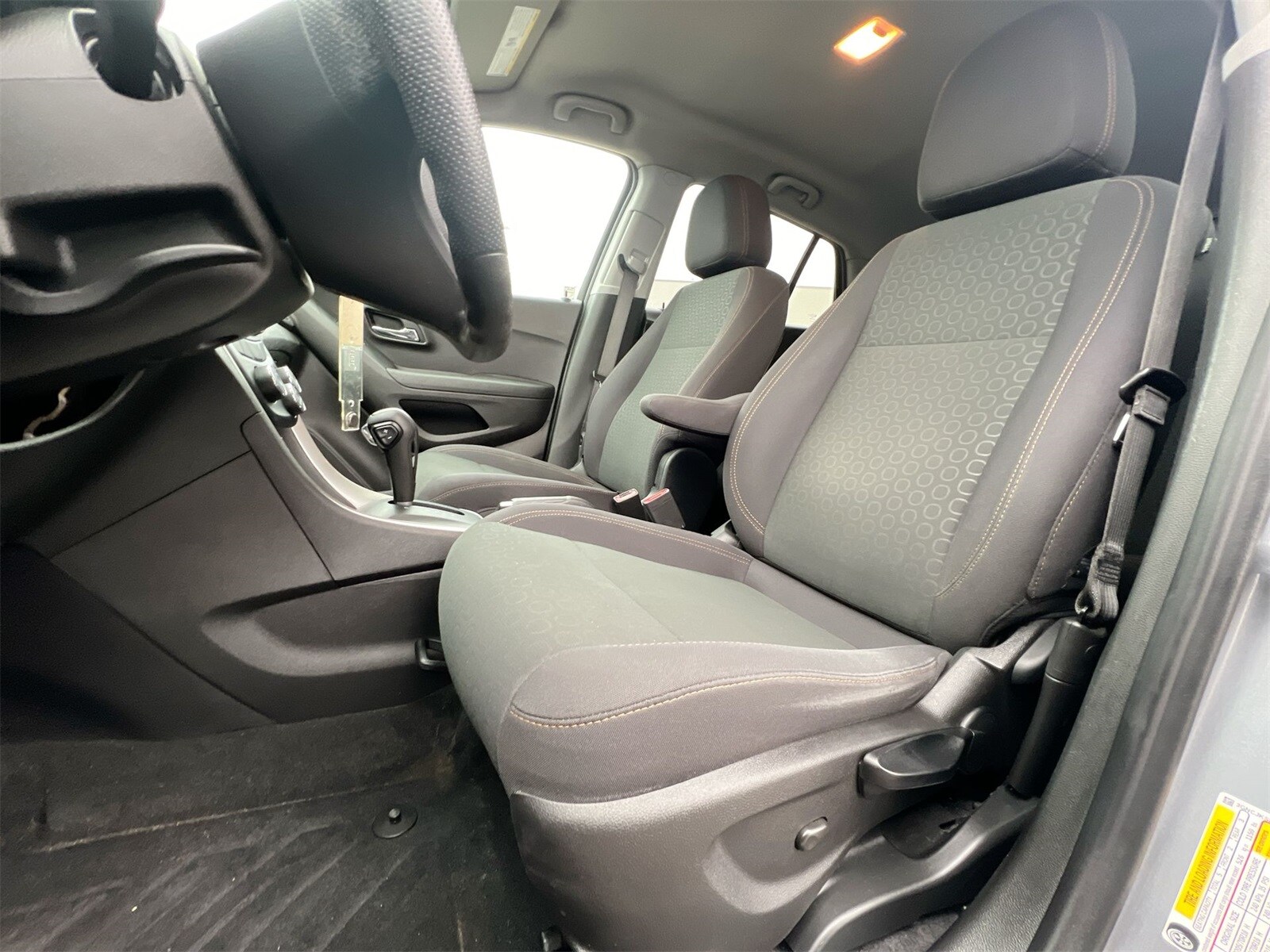 Thumbnail: 2020 Chevrolet Trax - 16