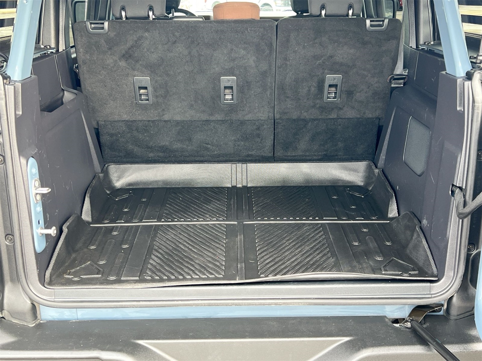 Thumbnail: 2023 Ford Bronco - 33