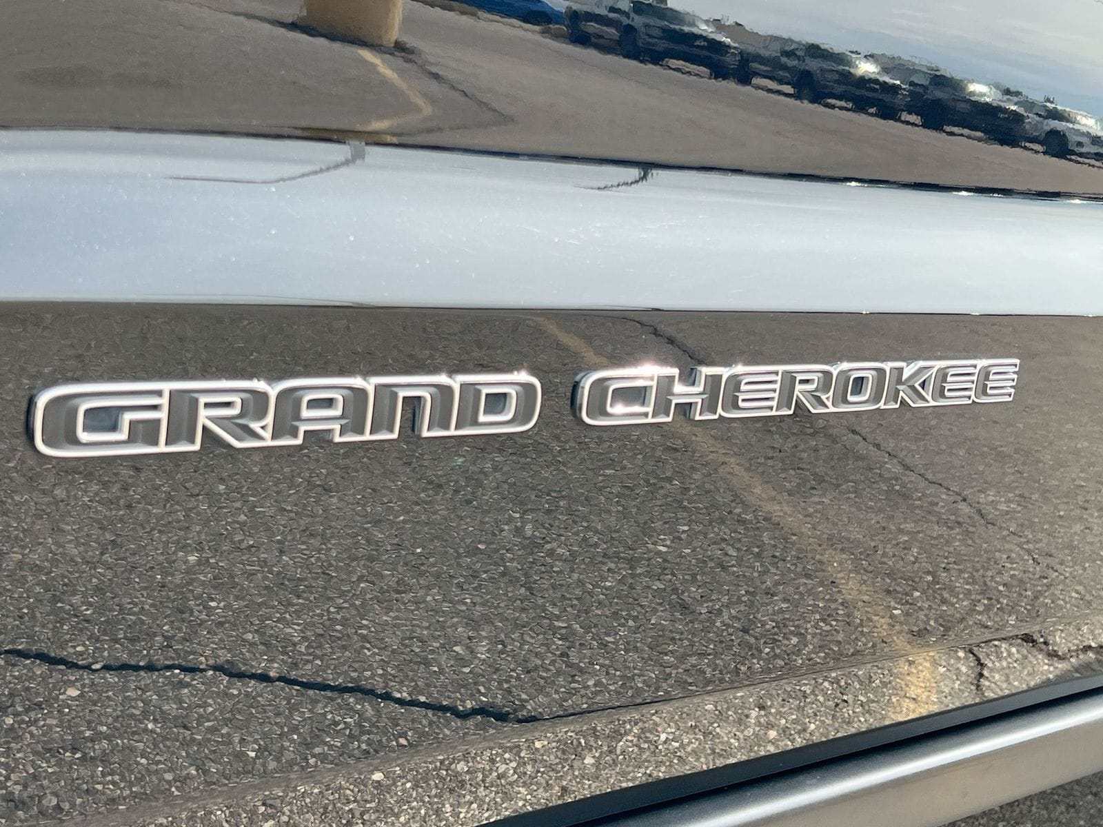 Thumbnail: 2020 Jeep Grand Cherokee - 13