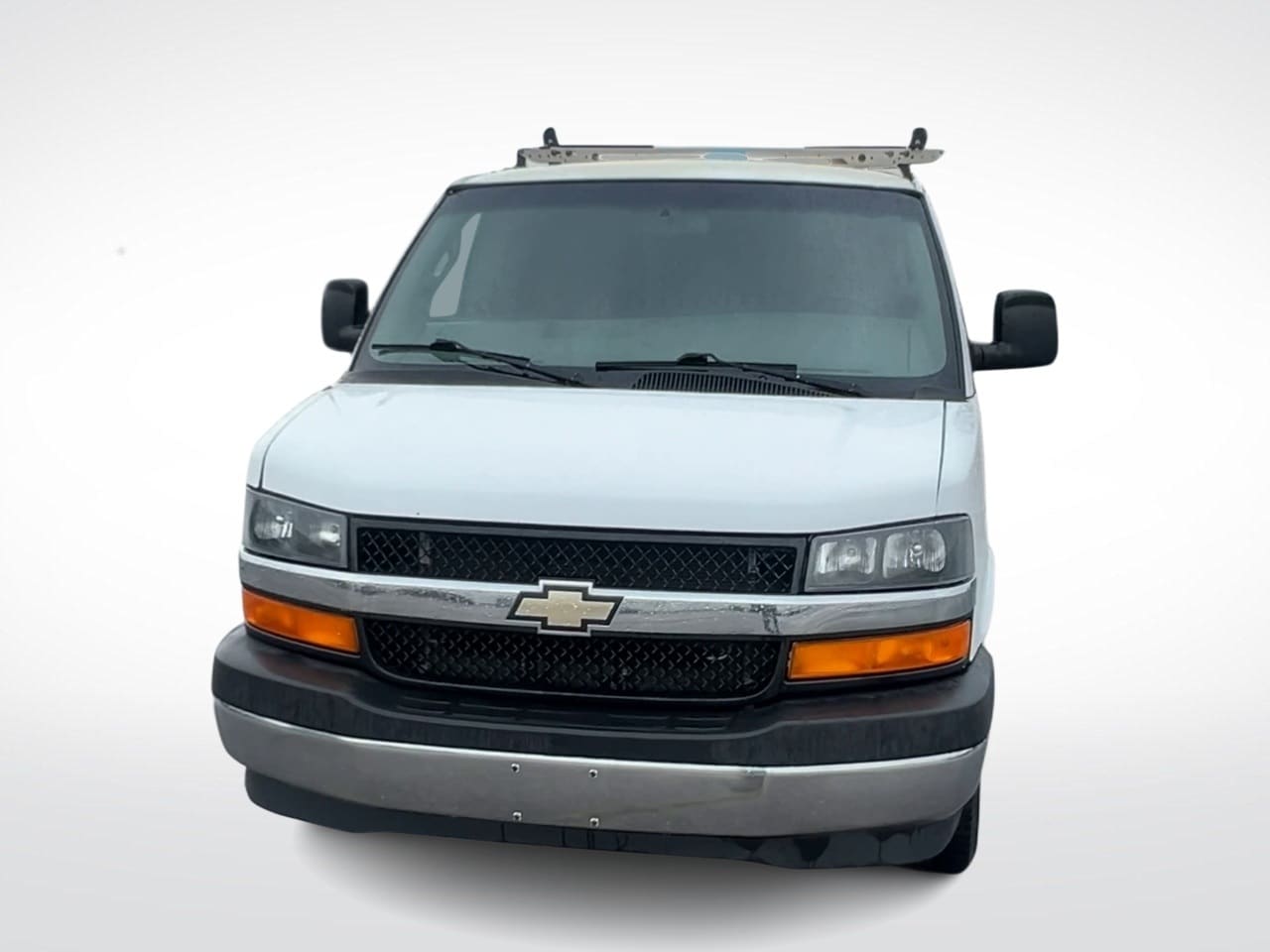 Thumbnail: 2017 Chevrolet Express - 3
